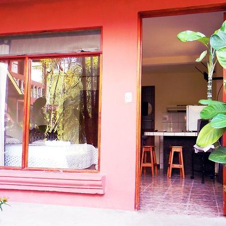 Cabinas Paraiso Pez Vela Quepos Exterior photo