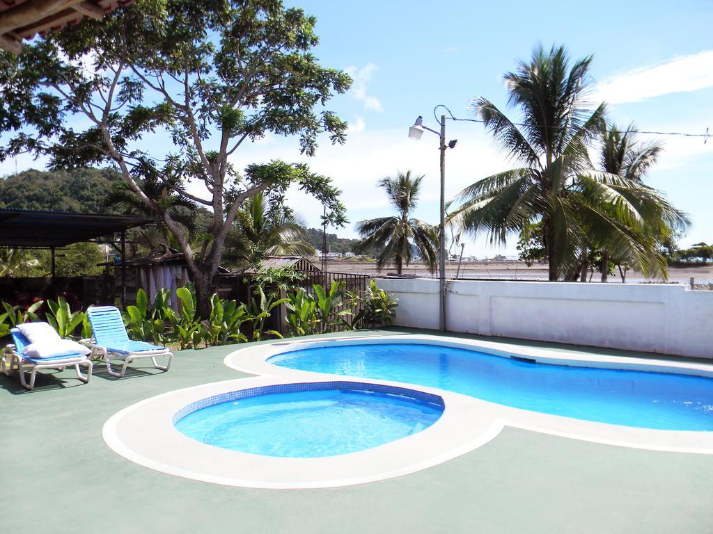 Cabinas Paraiso Pez Vela Quepos Exterior photo
